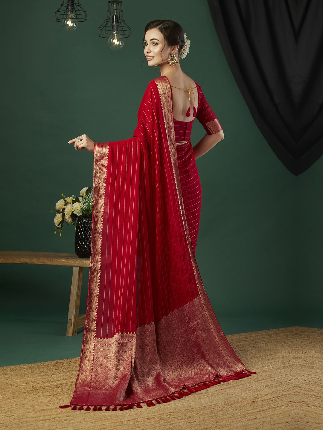 KAYOMMI Striped Zari Pure Chiffon Saree - Image 2